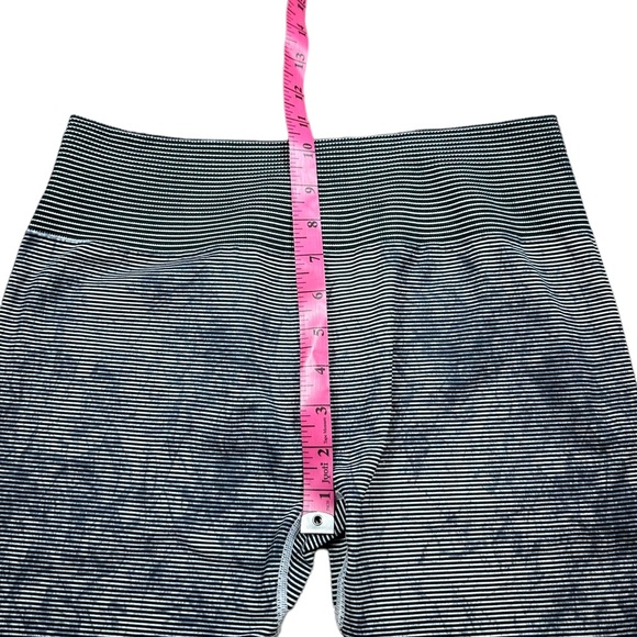 LULULEMON: Ebb to Train Tights Leggings  black / Luna colored -Size 12 - Picture 13 of 14